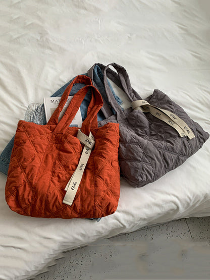 Beautifully Crafted Bag in a Classic Style