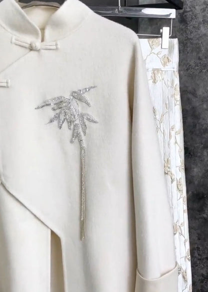 Classic Vintage Shirt with a Flattering Fit