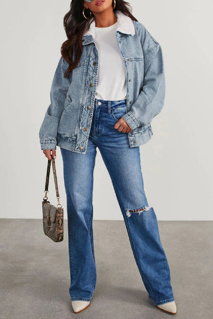 Elegantly Styled Jacket for Everyday Wear