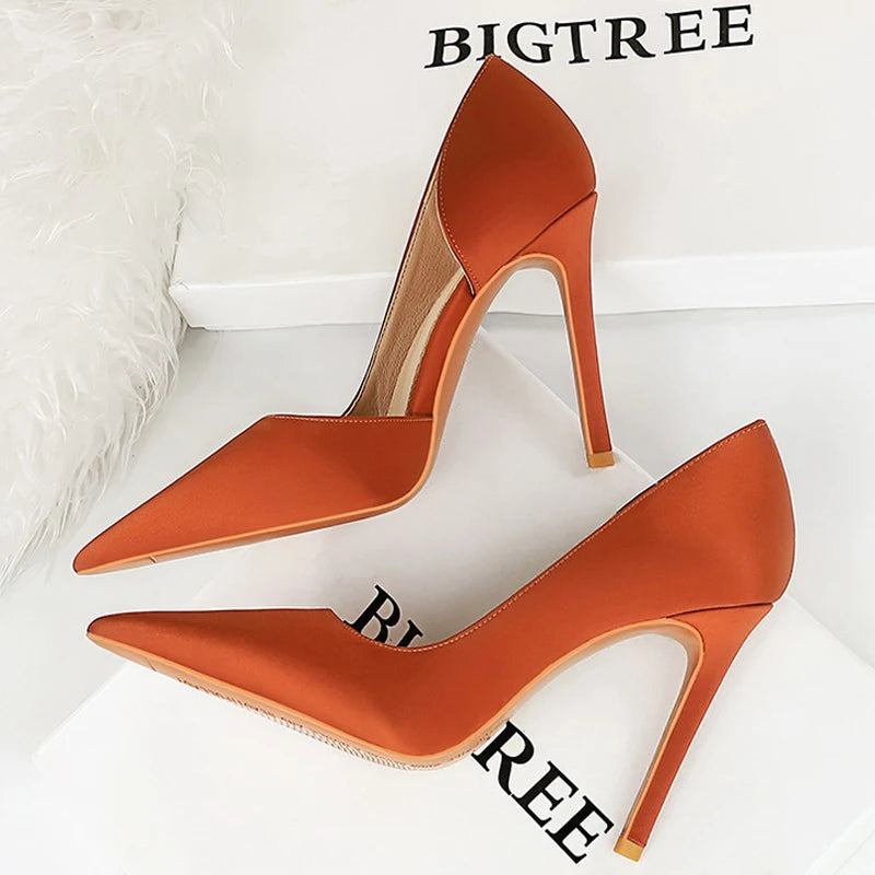 Classic Vintage & Enduringly Stylish Heels