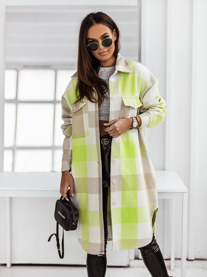 Effortlessly Elegant Coat with a Timeless Design