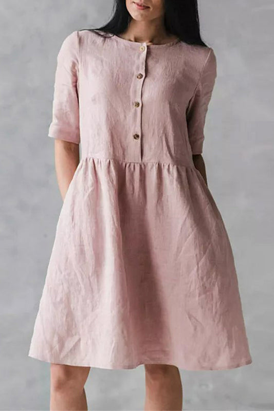 Well Tailored Dress with a Graceful Silhouette