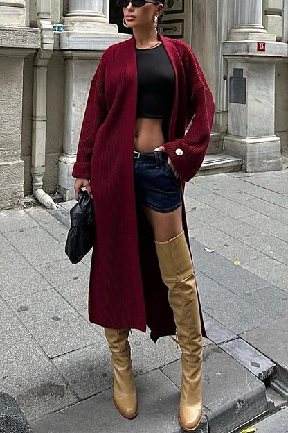Effortlessly Elegant Cardigan with a Timeless Design