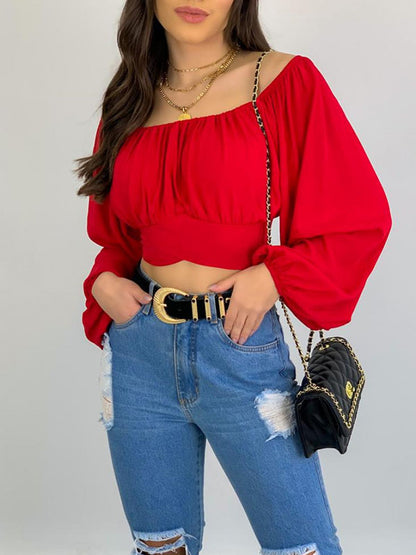 Well Tailored Blouse with a Graceful Silhouette