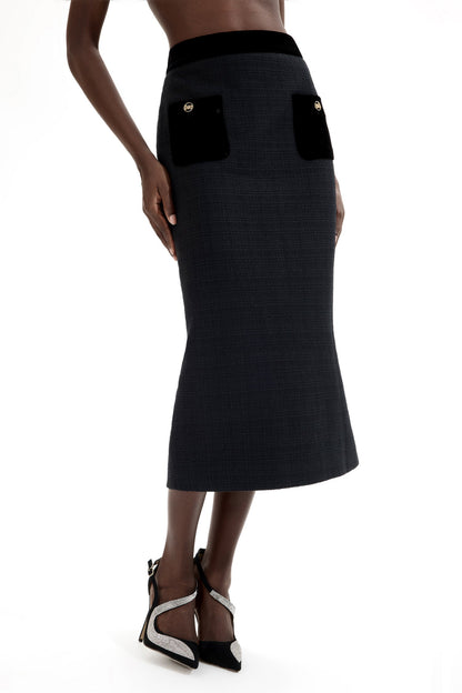 Beautifully Finished Garment in a Timeless Design