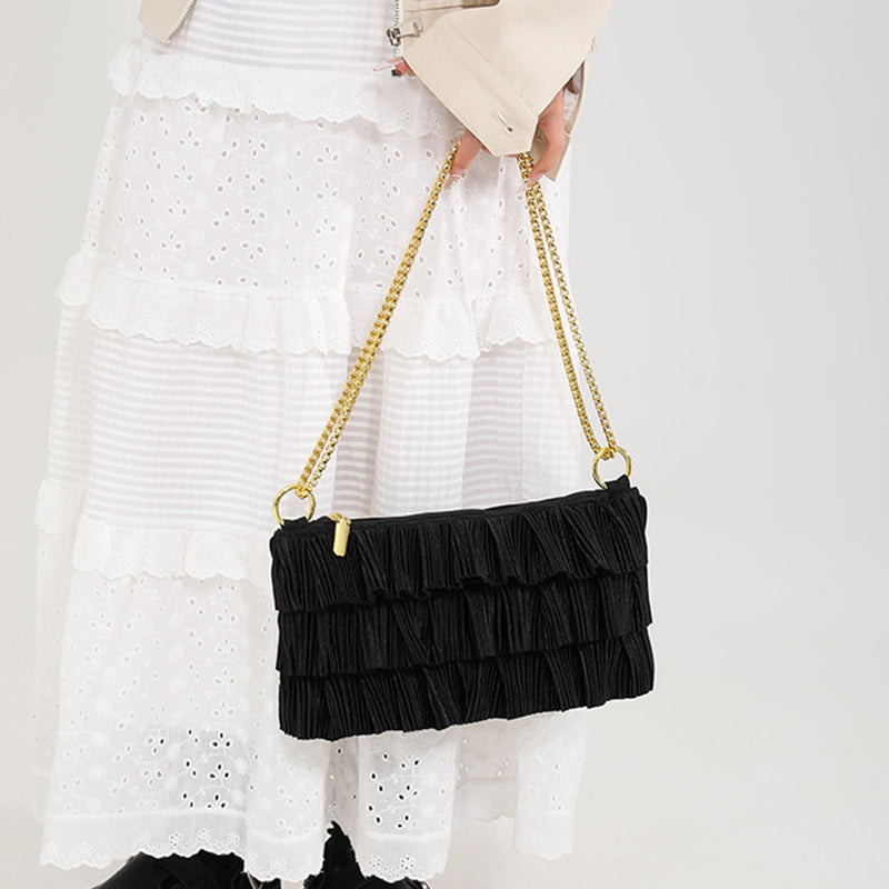 Gracefully Styled Bag for Any Occasion