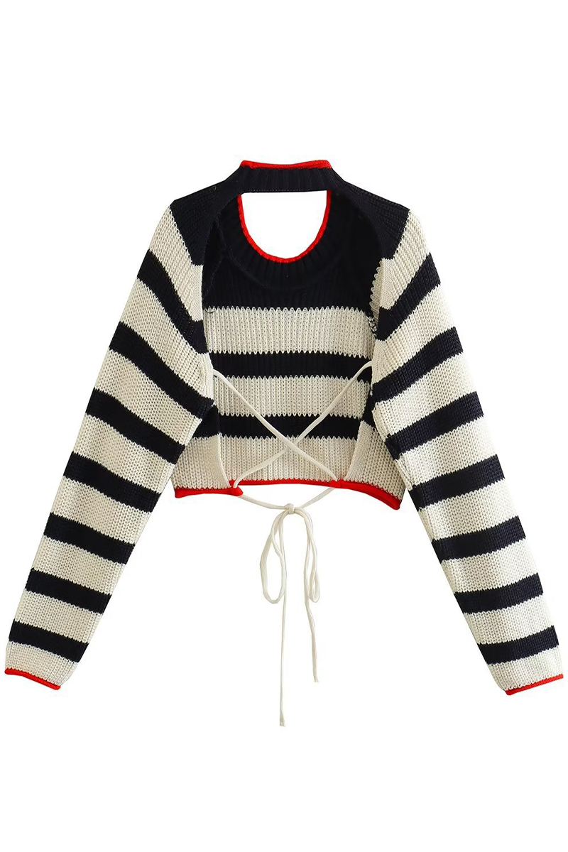 Gracefully Styled Sweater for Any Occasion