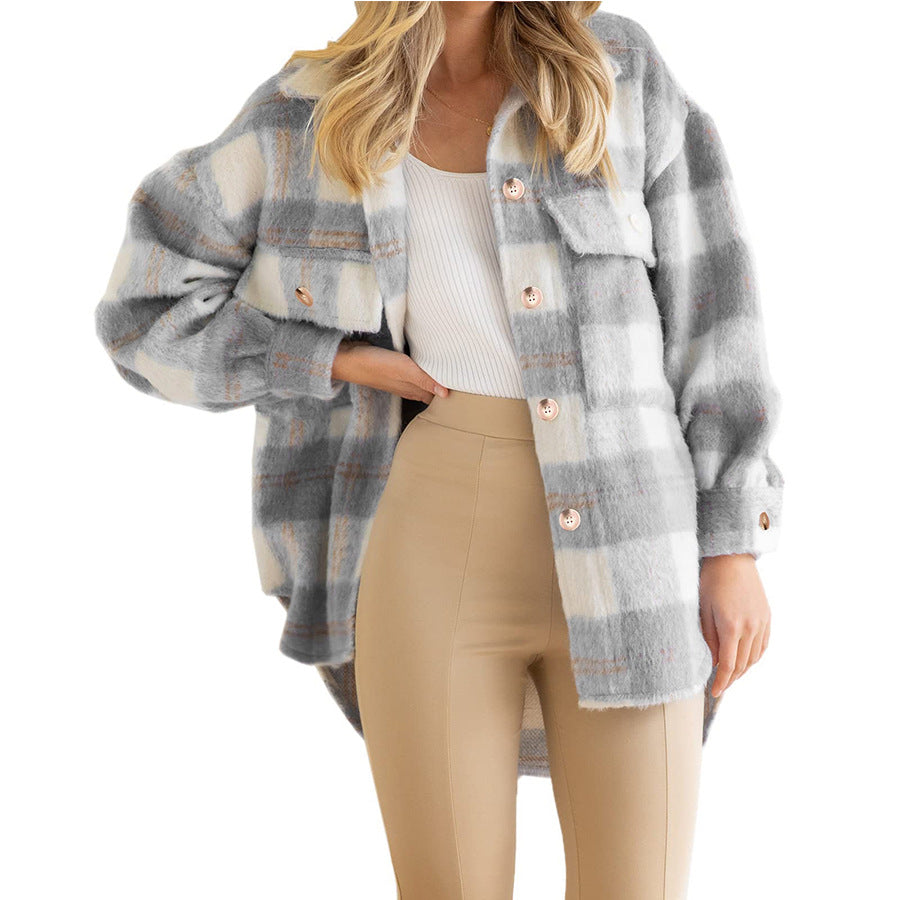 Beautifully Finished Coat in a Timeless Design