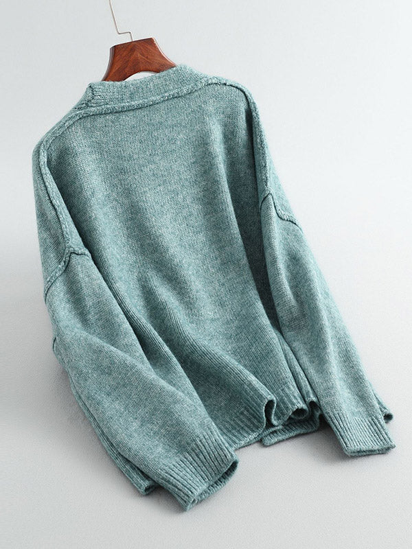 Classic Vintage Cardigan with a Flattering Fit