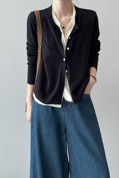 Classic Vintage & Enduringly Stylish Cardigan