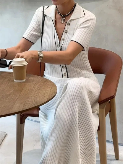 Classic Vintage & Enduringly Stylish Dress