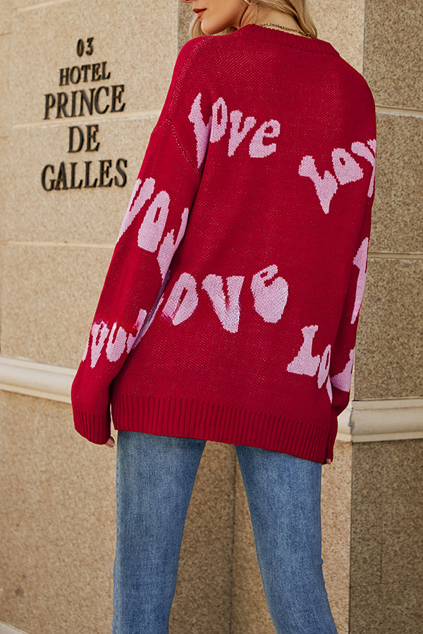 Effortlessly Elegant Sweater with a Timeless Design
