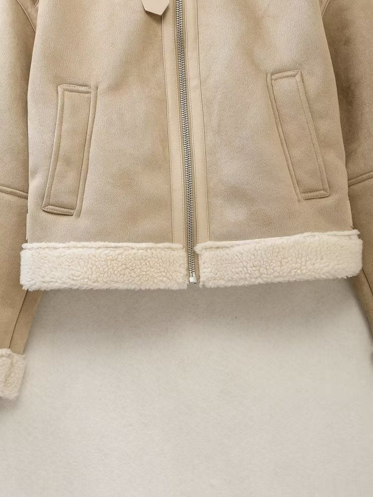 Sophisticated Jacket with a Clean Classic Look