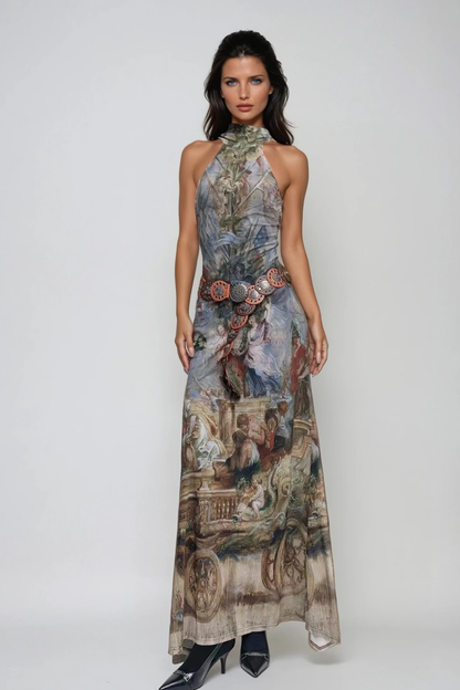 Beautifully Crafted Dress in a Classic Style