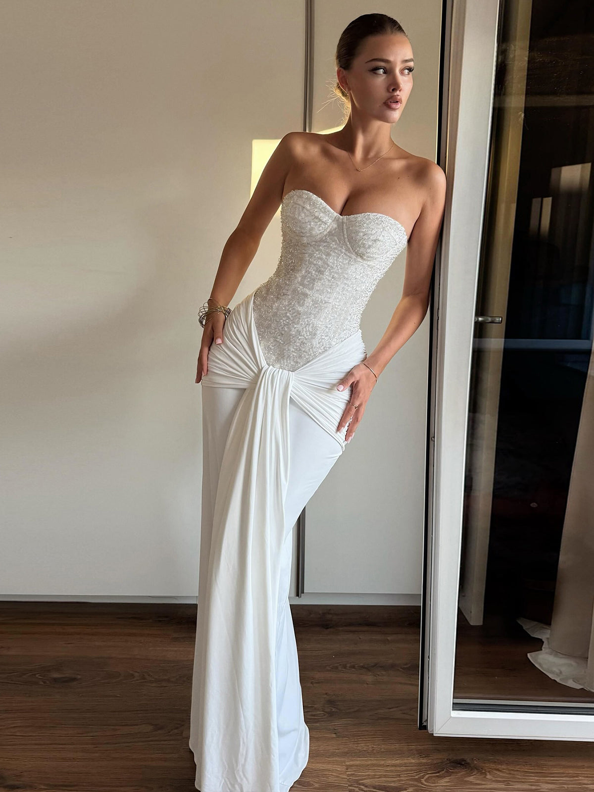 Beautifully Crafted Dress in a Classic Style