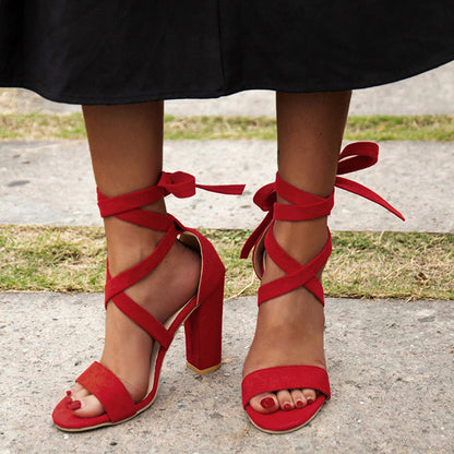 Effortlessly Elegant Shoes with a Timeless Design