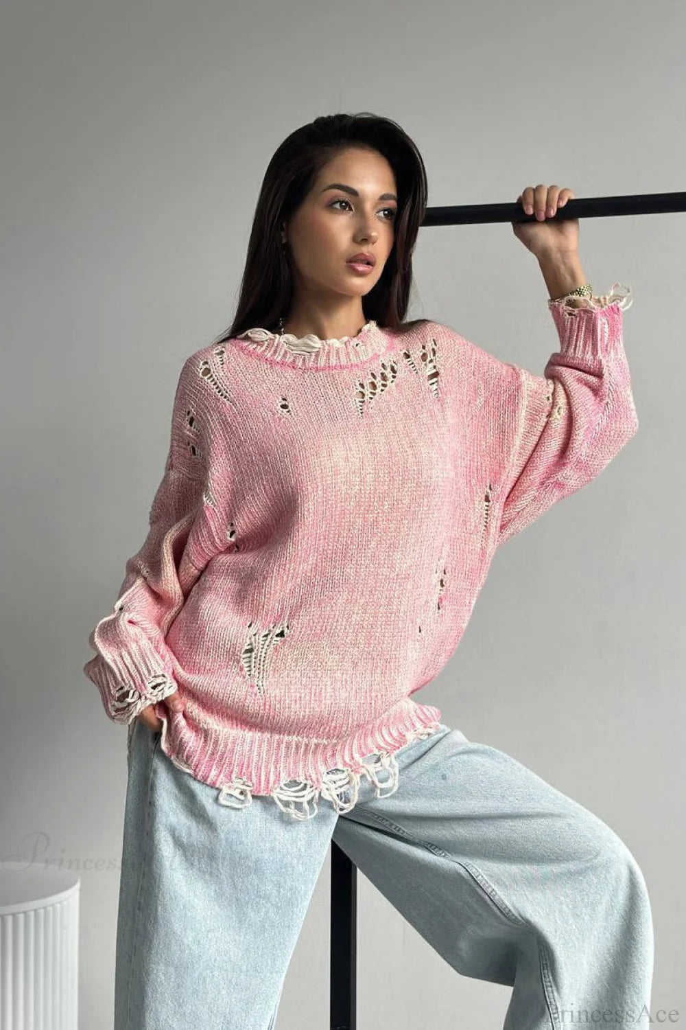 Classic Vintage Sweater with a Flattering Fit
