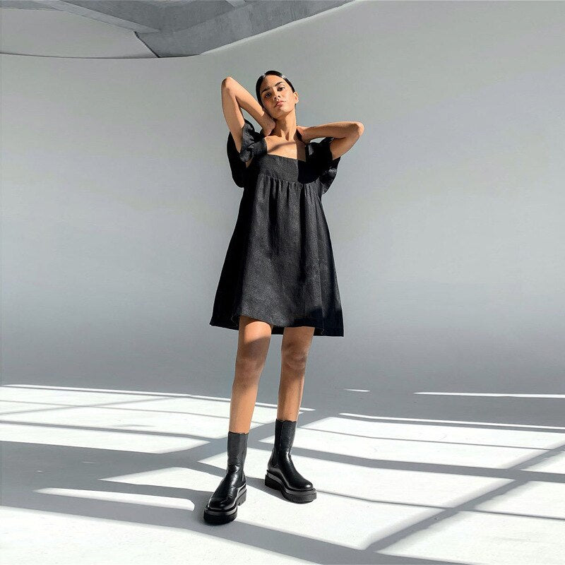 Classic Vintage & Enduringly Stylish Dress