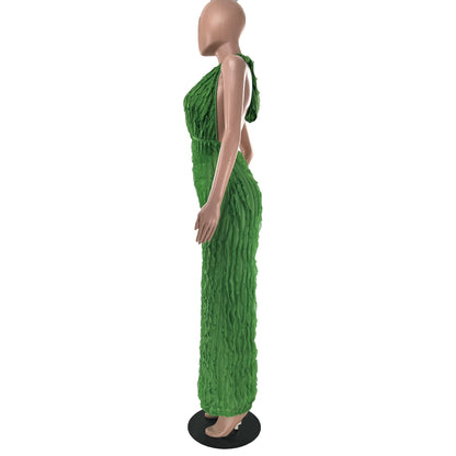 Well Tailored Garment with a Graceful Silhouette