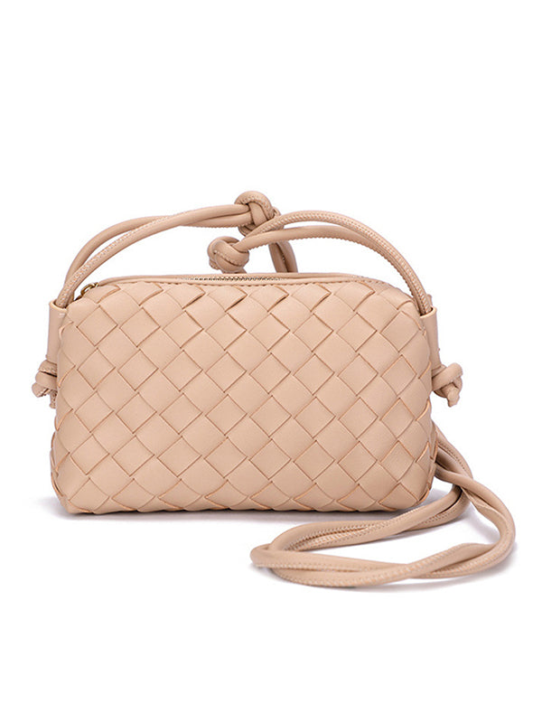 Beautifully Finished Bag in a Timeless Design