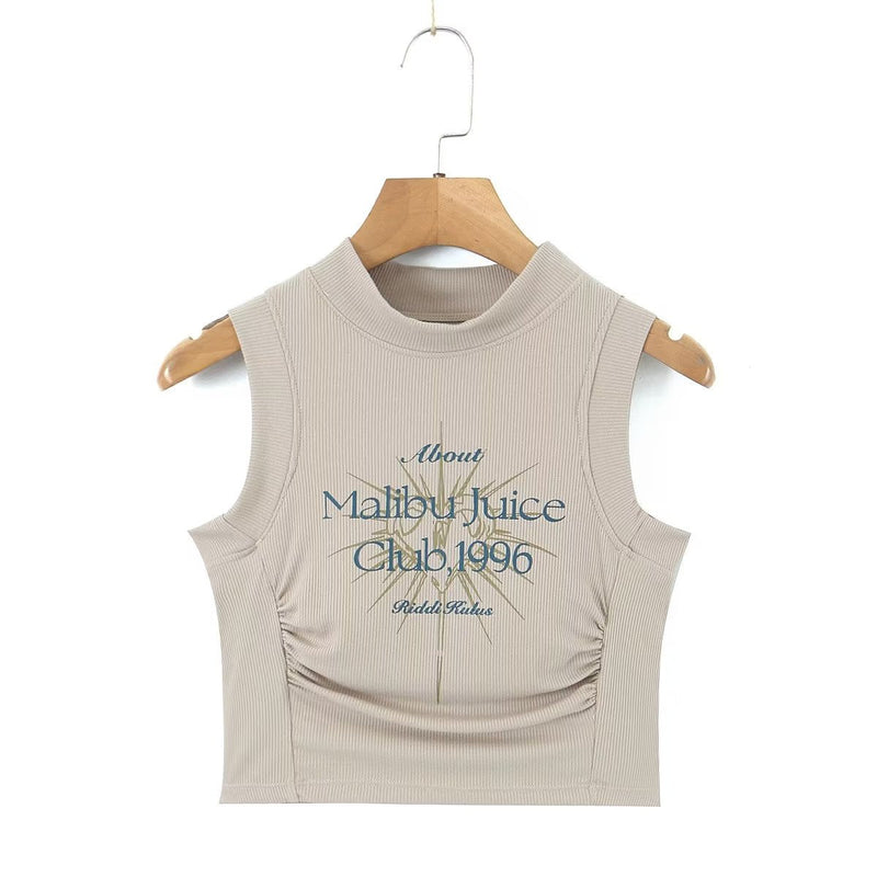 Sophisticated Garment with a Clean Classic Look