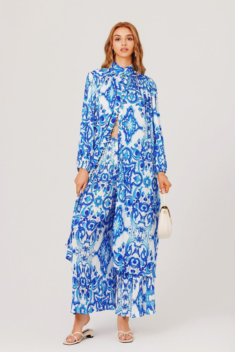 Beautifully Finished Garment in a Timeless Design