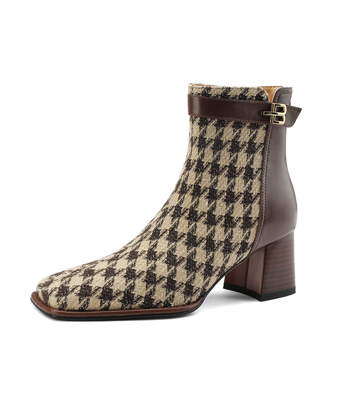 Well Tailored Boots with a Graceful Silhouette