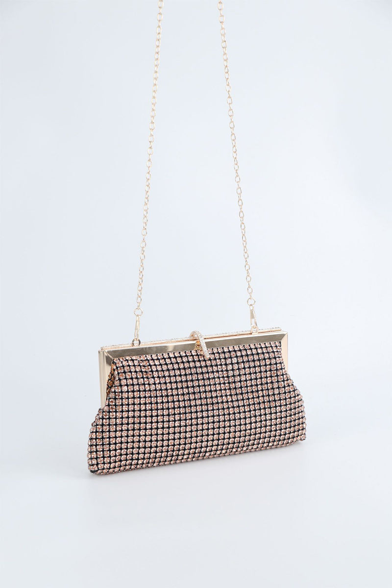 Well Tailored Bag with a Graceful Silhouette