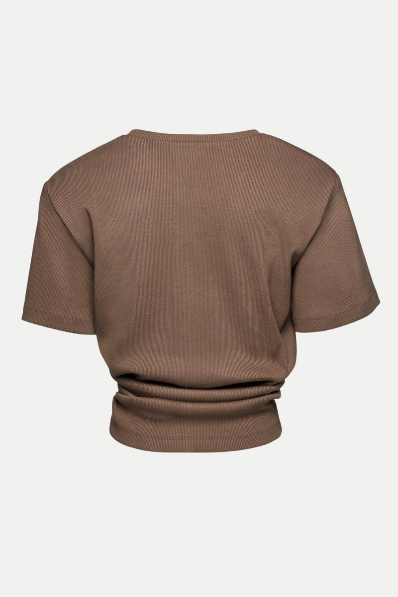 Beautifully Crafted T-Shirt in a Classic Style