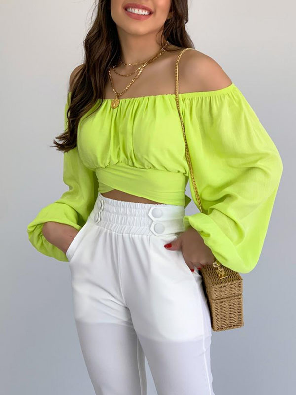 Well Tailored Blouse with a Graceful Silhouette