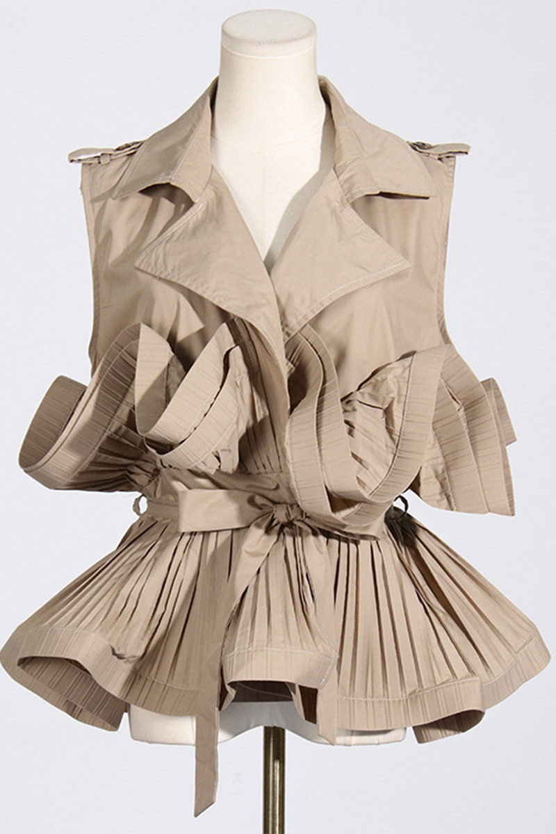 Beautifully Finished Blouse in a Timeless Design