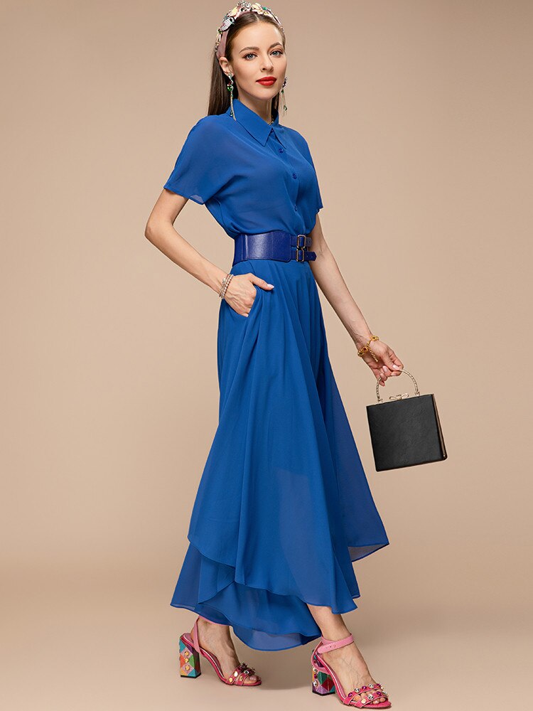 Beautifully Finished Dress in a Timeless Design