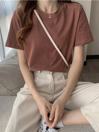 Classic Vintage T-Shirt with a Flattering Fit