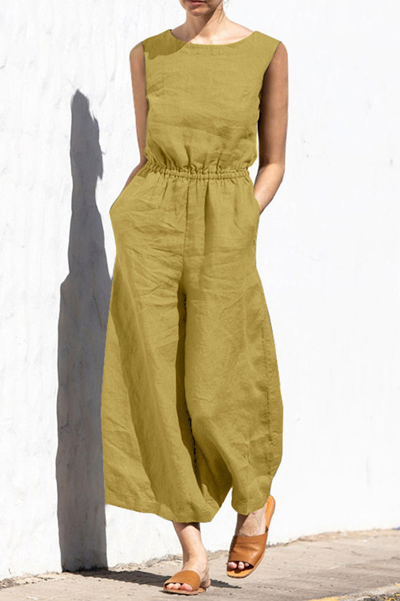 Sophisticated Garment with a Clean Classic Look