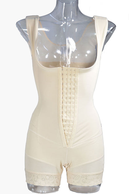Sophisticated Garment with a Clean Classic Look
