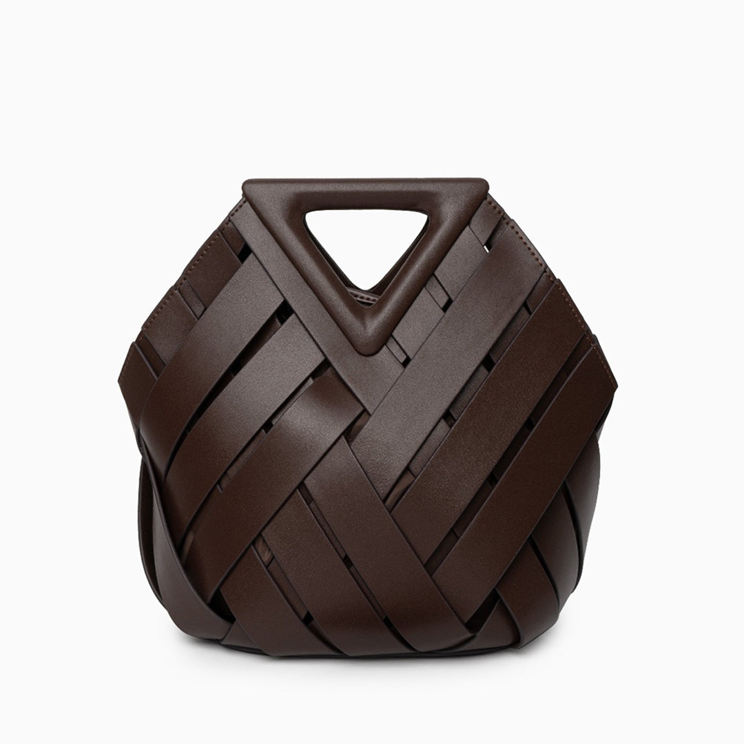 Well Tailored Bag with a Graceful Silhouette
