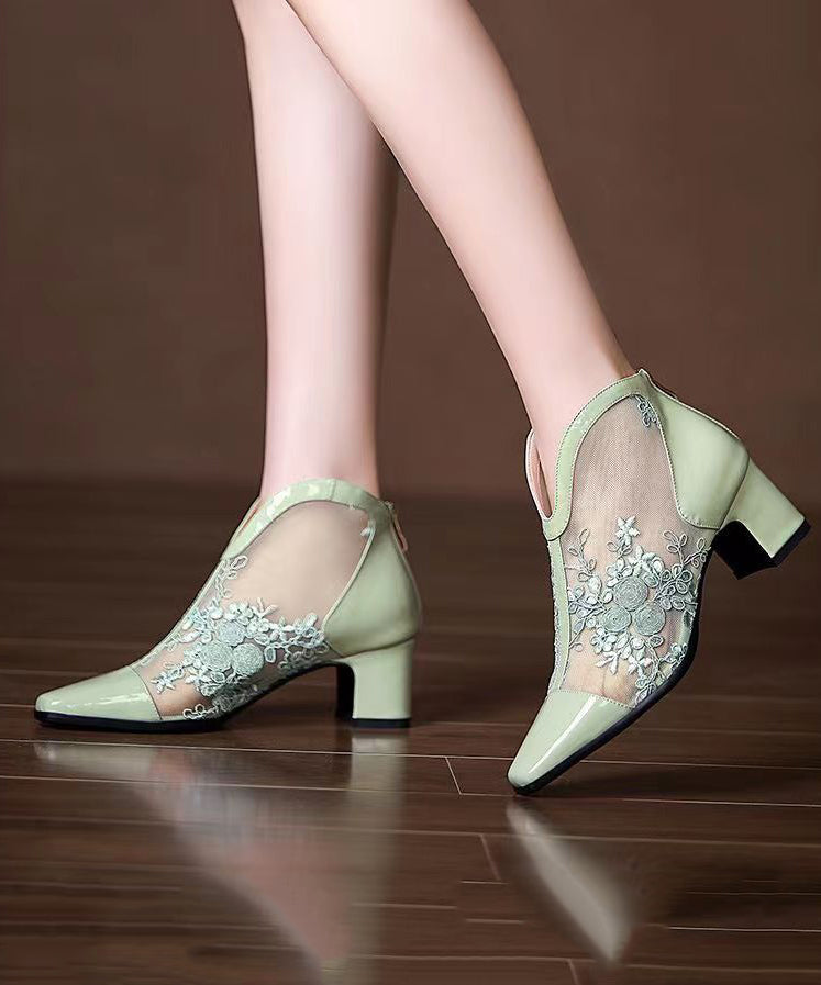 Gracefully Styled Boots for Any Occasion