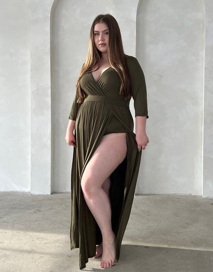 Gracefully Styled Dress for Any Occasion