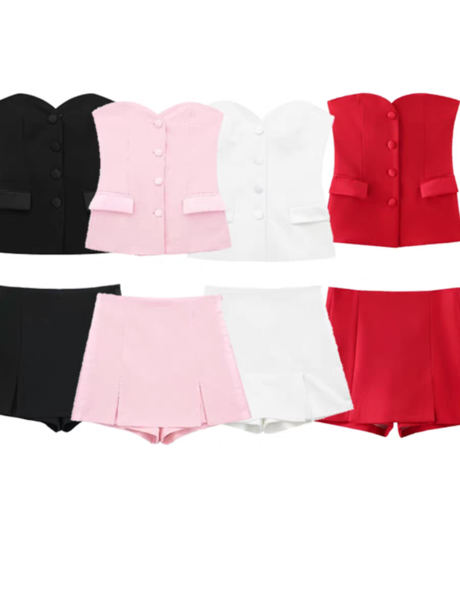 Classic Vintage Top with a Flattering Fit
