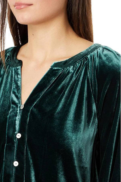 A Vintage Style Shirt with Delicate Timeless Details