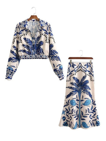 Beautifully Finished Blouse in a Timeless Design