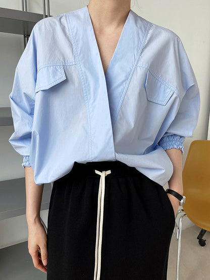 Effortlessly Elegant Blouse with a Timeless Design