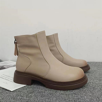 Well Tailored Boots with a Graceful Silhouette
