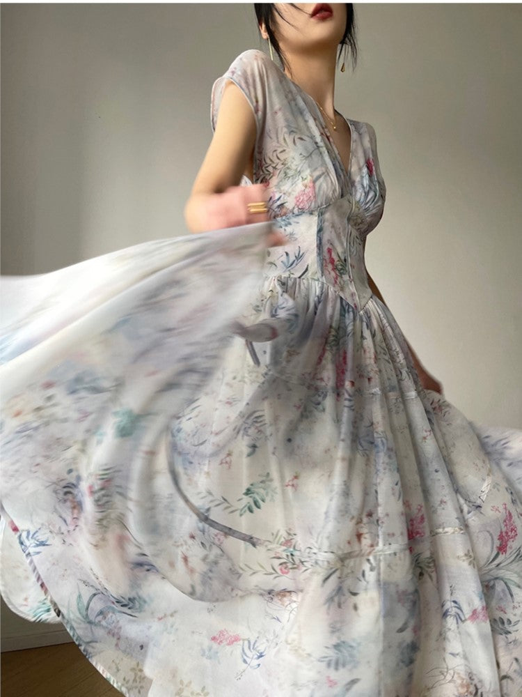 Classic Vintage Dress with a Flattering Fit
