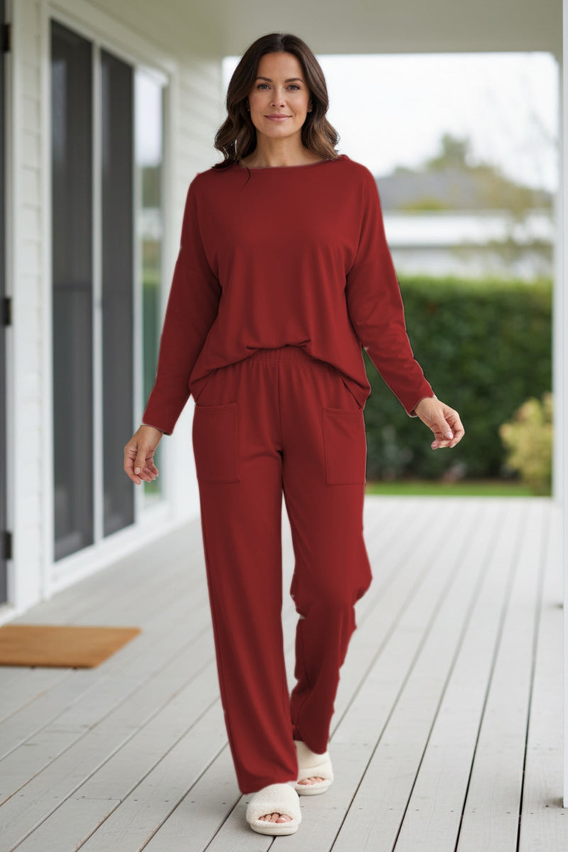 Effortlessly Elegant Pullover with a Timeless Design