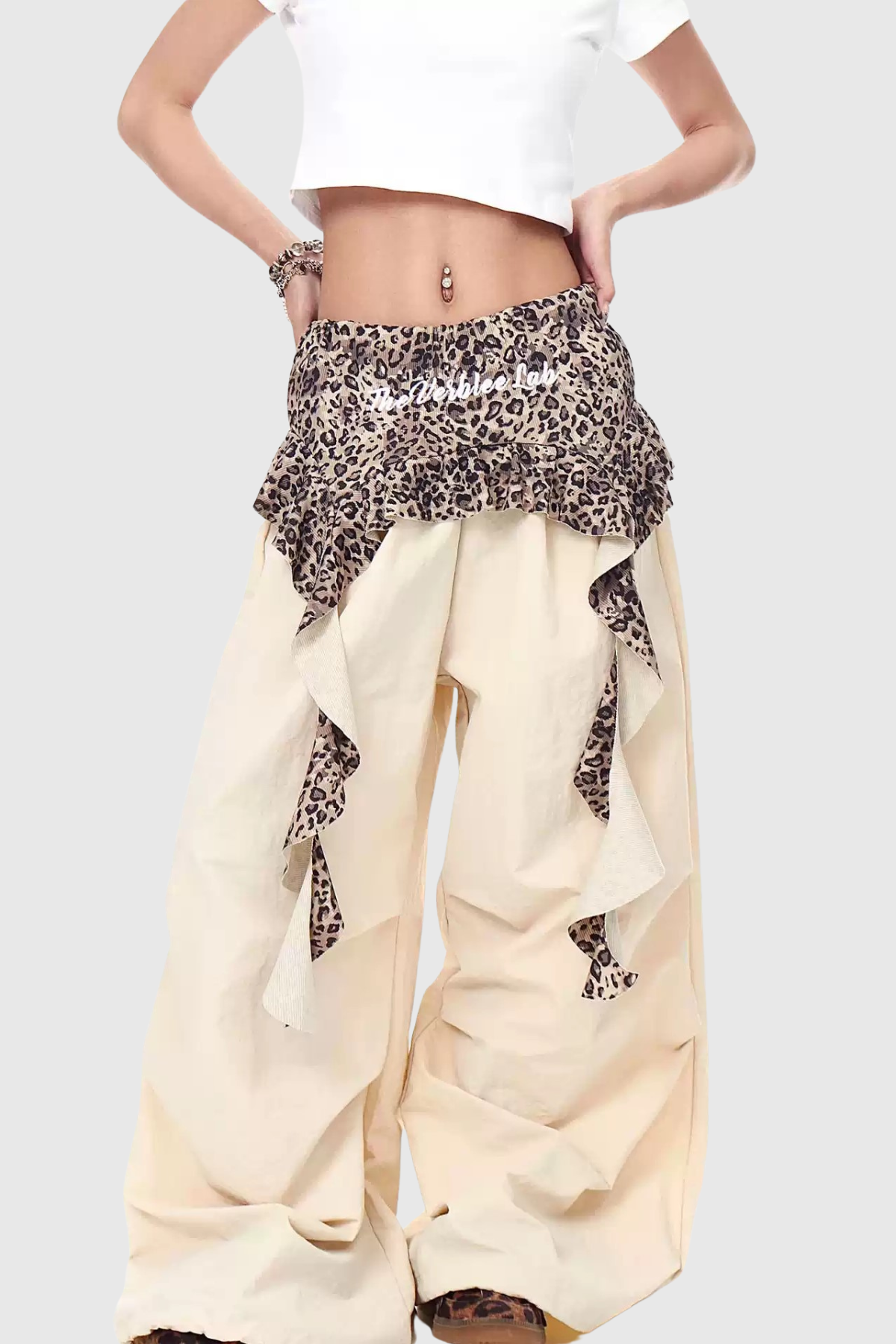 Sophisticated Pants with a Clean Classic Look