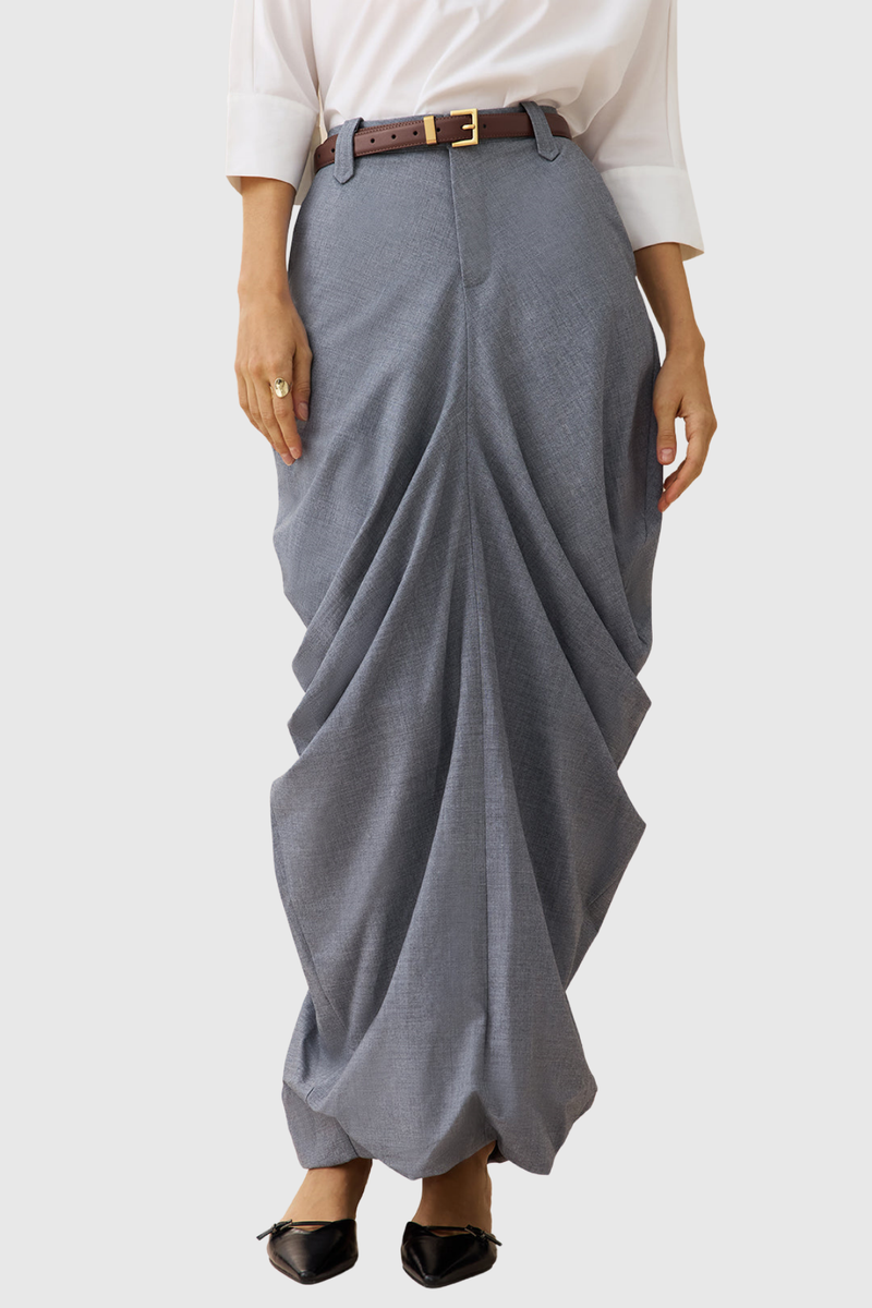 Effortlessly Elegant Garment with a Timeless Design