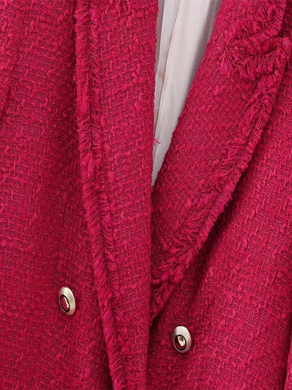 Effortlessly Elegant Garment with a Timeless Design