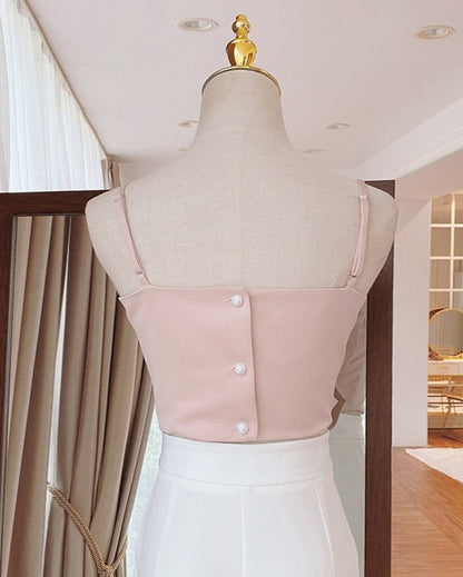 Polished Top with an Effortless Classic Look