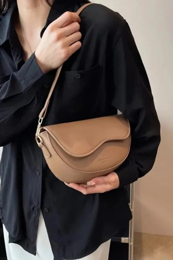 A Vintage Style Bag with Delicate Timeless Details